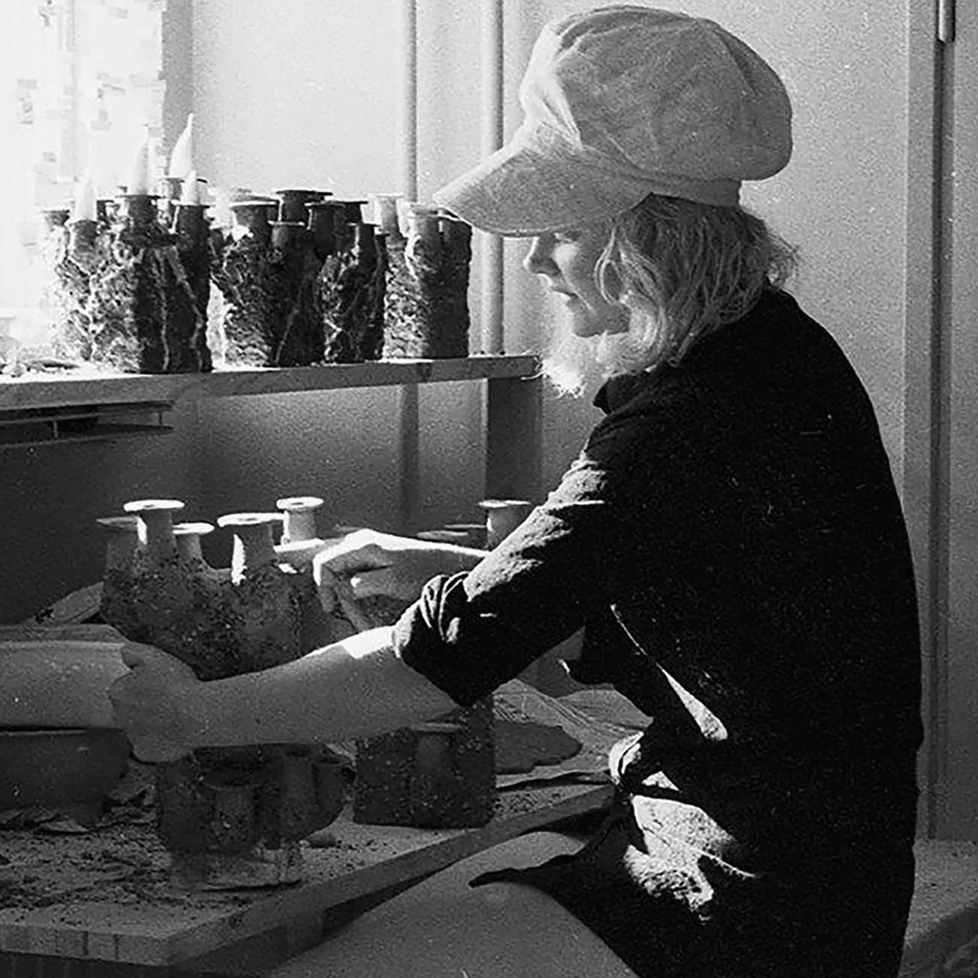 Kaamoskivi Art Kynttilänjalka Kuusihaarainen