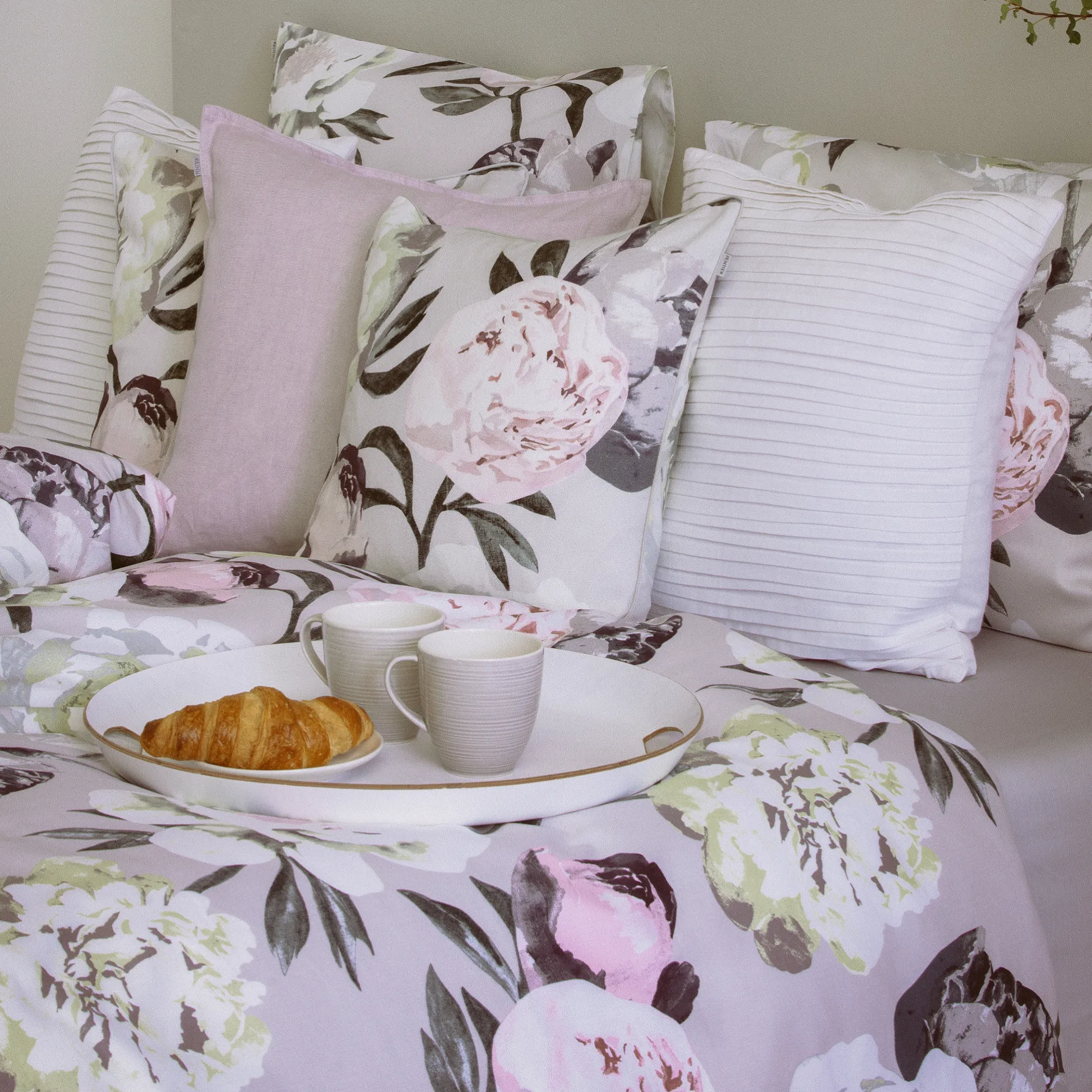 Pioni Tyynynpäällinen