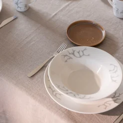 Saaga Lautanen Syvä