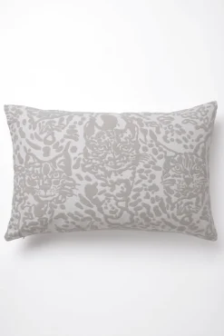 Villikissa Tyynynpäällinen