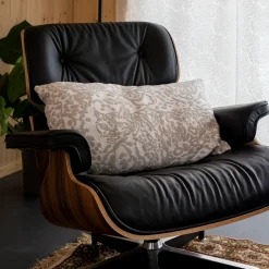 Villikissa Tyynynpäällinen